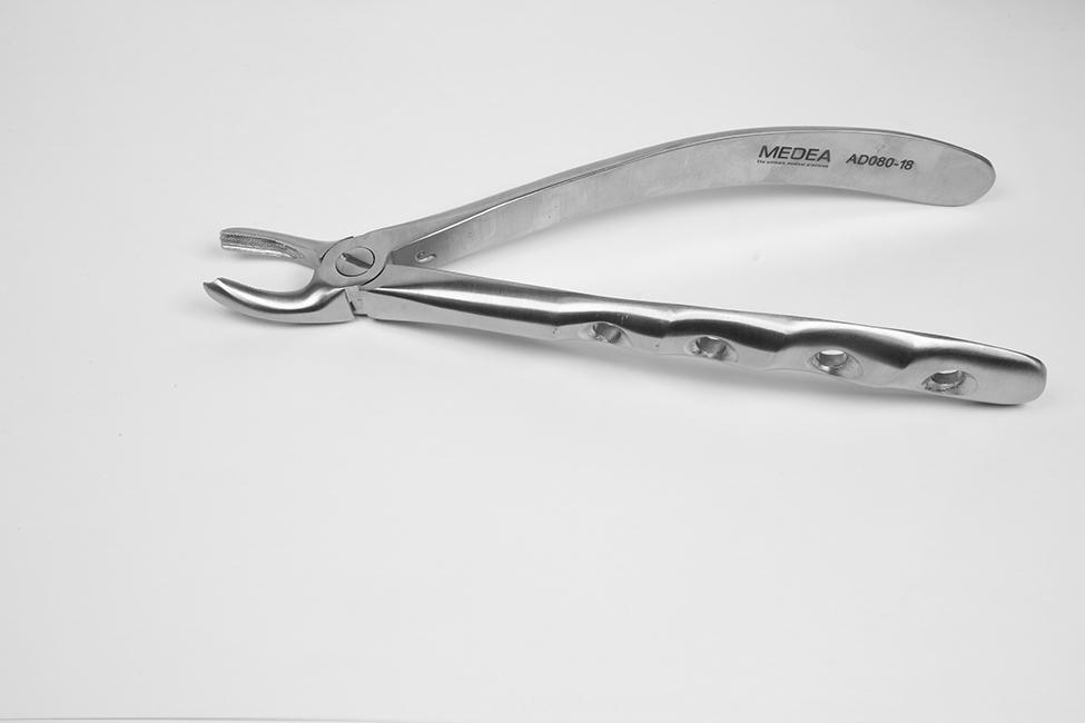 Davier Molaire Sup. Gauche Nouveau Model - AD080-18